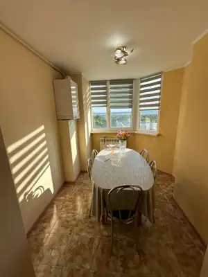 Vânzare apartament 4 camere, Ungheni