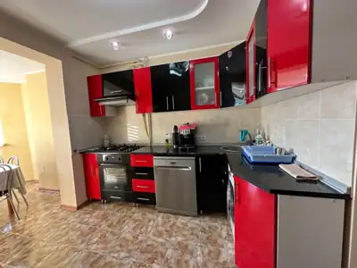 Vânzare apartament 4 camere, Ungheni