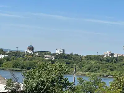 Vânzare teren pentru construcții 1E+1 ari, Ungheni