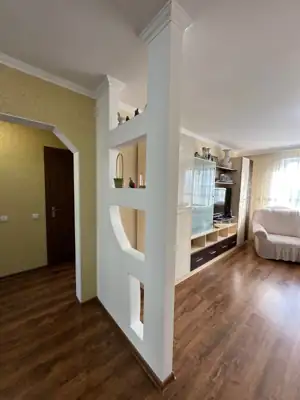 Vânzare apartament 4 camere, Ungheni