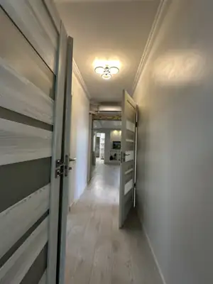 Vânzare apartament 5 camere, Ungheni