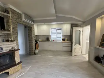 Vânzare apartament 5 camere, Ungheni