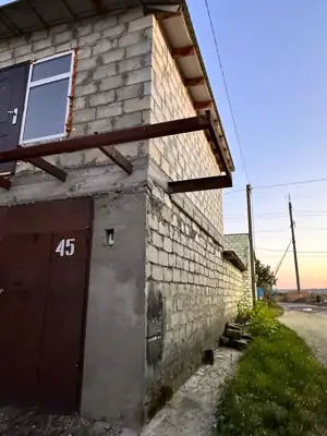 Vânzare, casă, 52 m², teren 1 ari, Ungheni