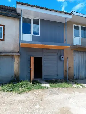 Vânzare garaj 72 m², Ungheni